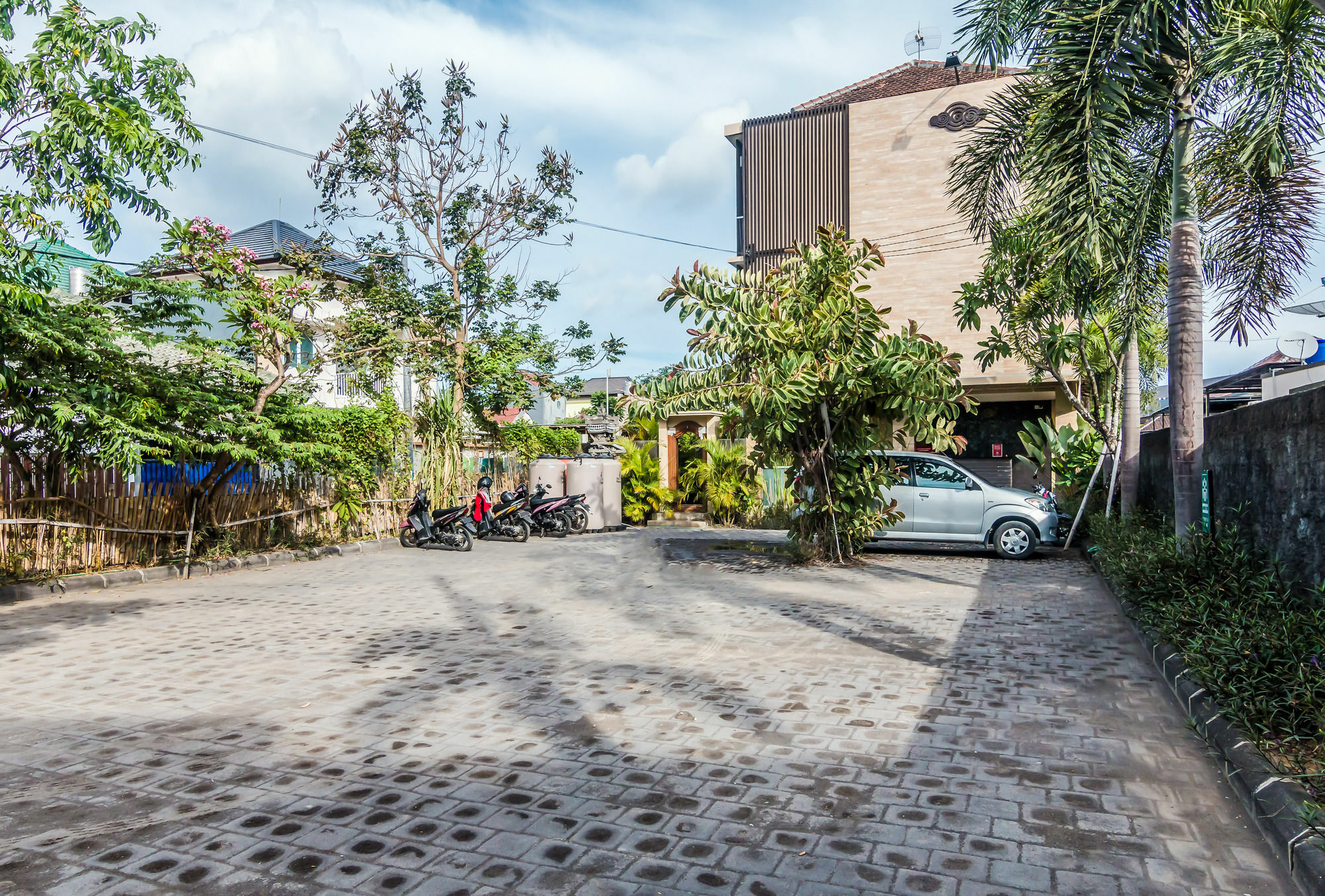 Zen Rooms Basic Jimbaran Taman Mulia Exteriér fotografie